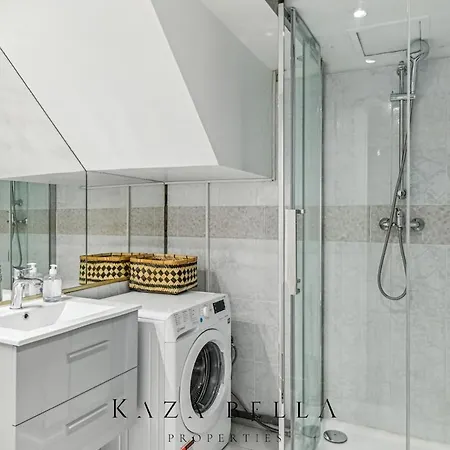 Kaza Bella - - Casino *